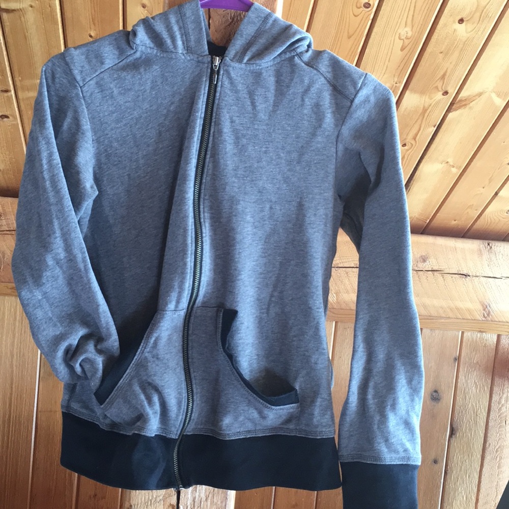 Black and Gray Columbia Hoodie!